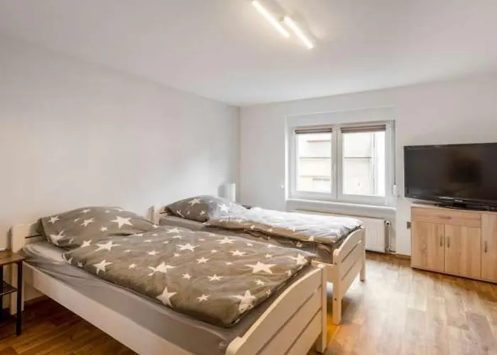 Grosse Mitten In Bad * 贝尔泽格